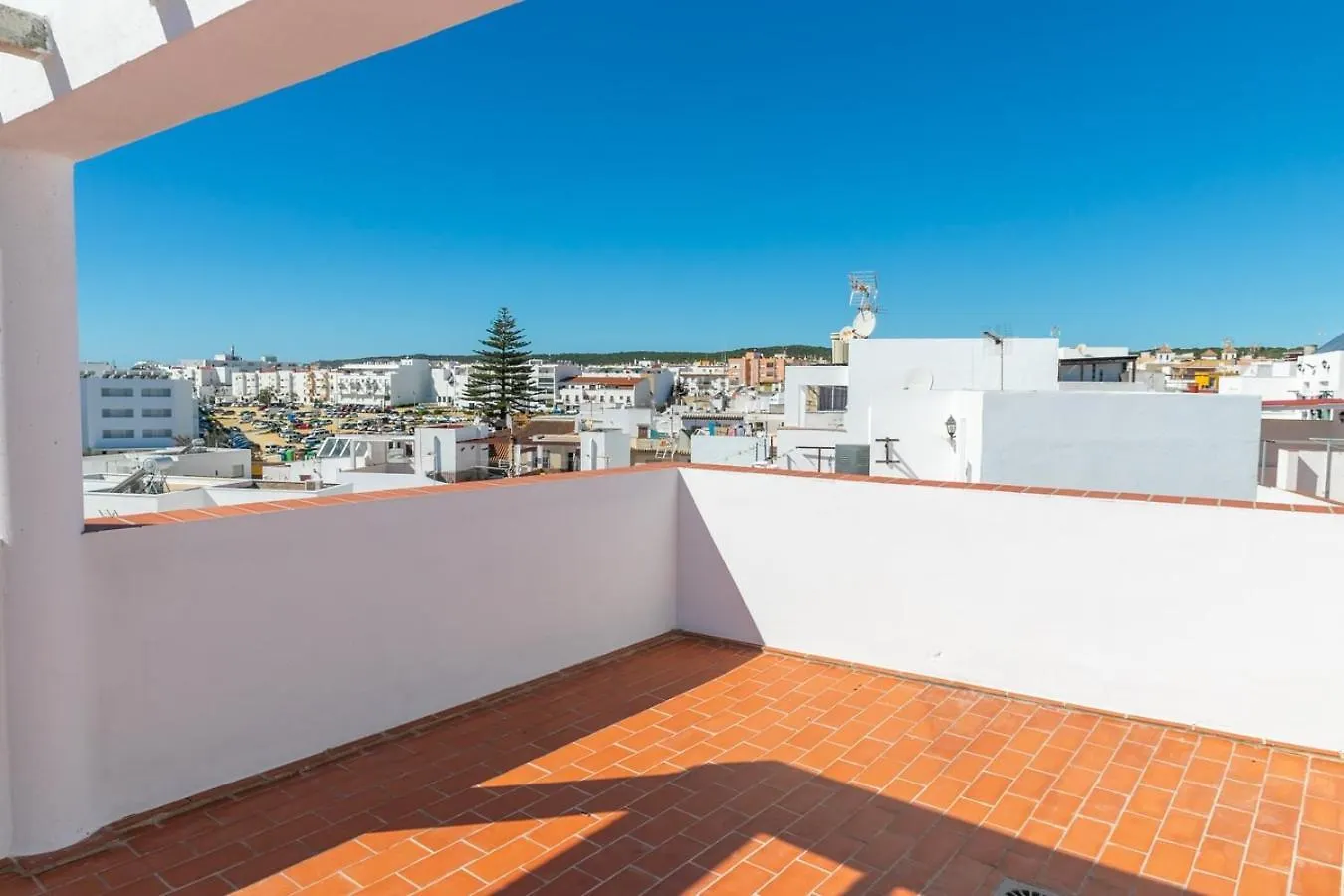 Casa Los Hierros | Reformada Cerca Playa Barbate 0*,  España